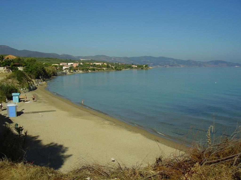 Kavos Psarou Studios & Apartments Exterior photo